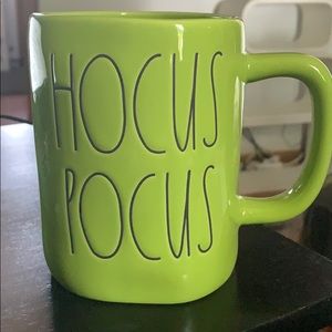 Rae Dunn Hocus Pocus Mug- BN